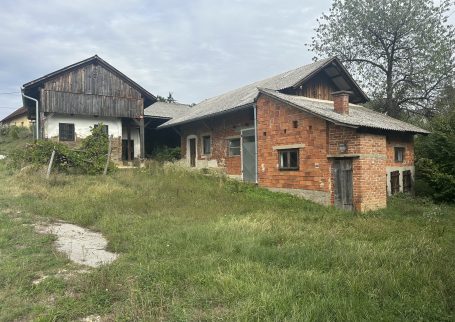 LEMERJE – Tradicionalna prekmurska cimprana hiša